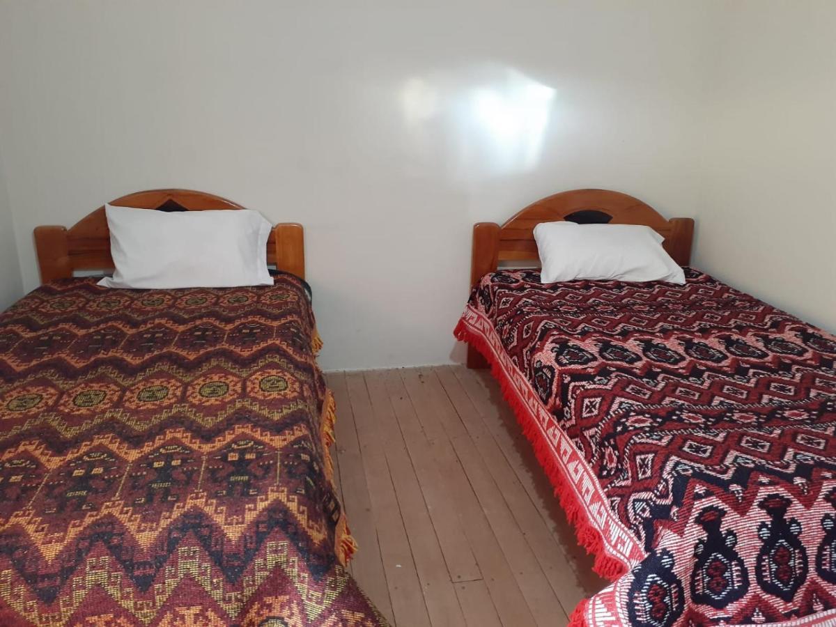 Casa Familiar Nativa Ccaccaccollo Camping